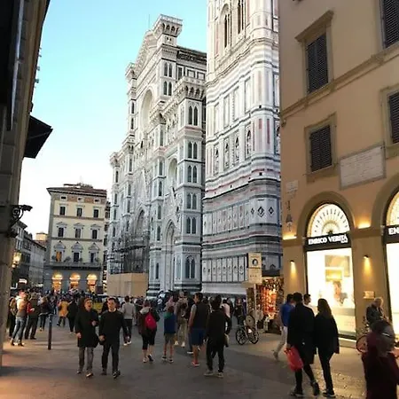 In The Heart Of Florence, Dante, With Private Terrace Lägenhet *