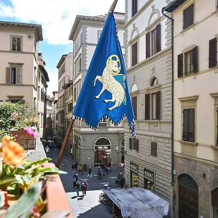 In The Heart Of Florence, Dante, With Private Terrace Апартаменты *